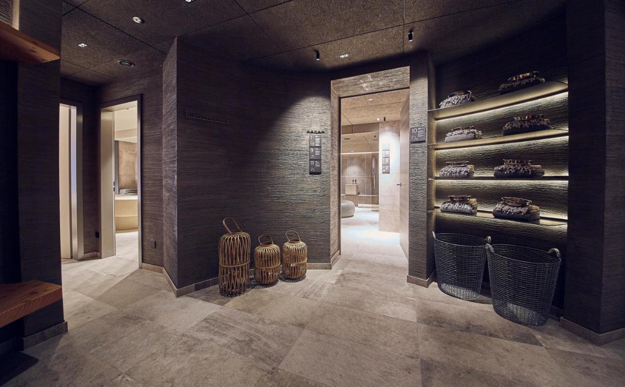 Falkensteiner Hotel Kronplatz - The Leading Hotels Of The World (Adults Only) Рисконе Экстерьер фото The spa at The Landmark