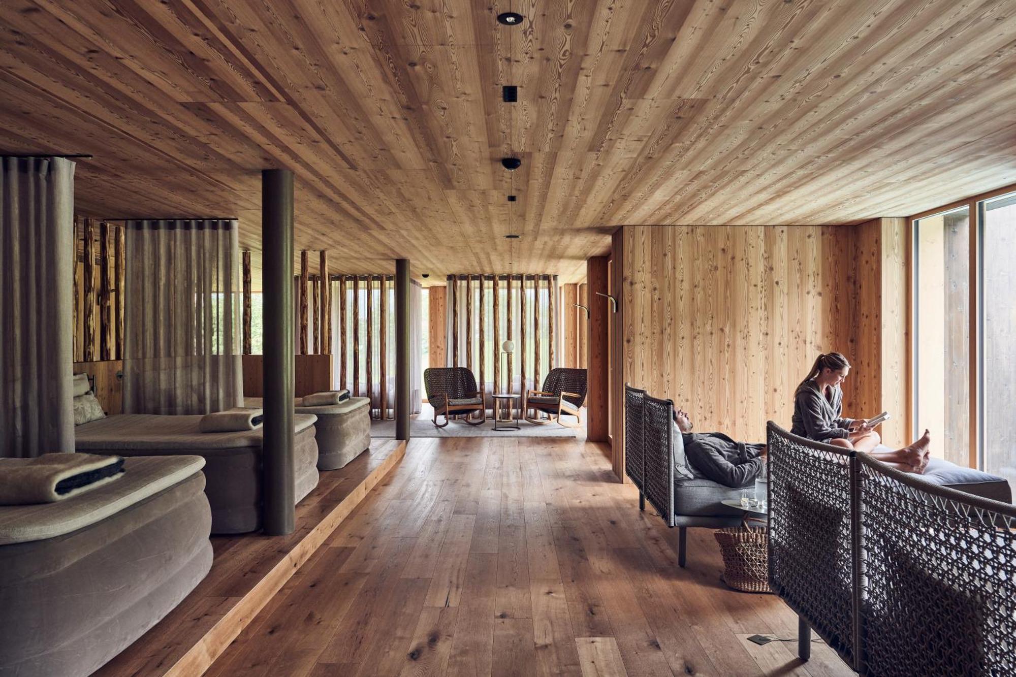 Falkensteiner Hotel Kronplatz - The Leading Hotels Of The World (Adults Only) Рисконе Экстерьер фото Interior of the hotel