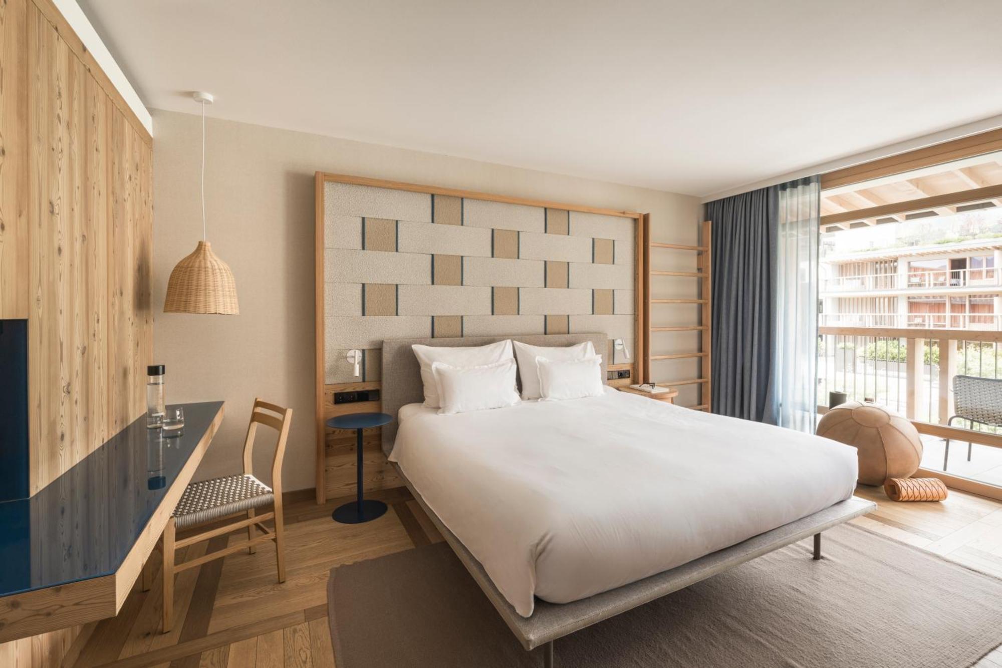 Falkensteiner Hotel Kronplatz - The Leading Hotels Of The World (Adults Only) Рисконе Номер фото A room at the hotel